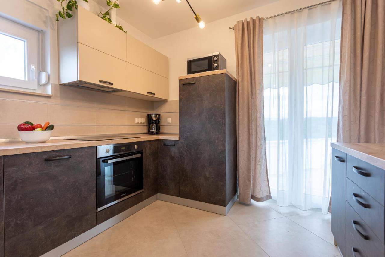 Apartment Ivan Sveti Ivan Dobrinjski Екстер'єр фото