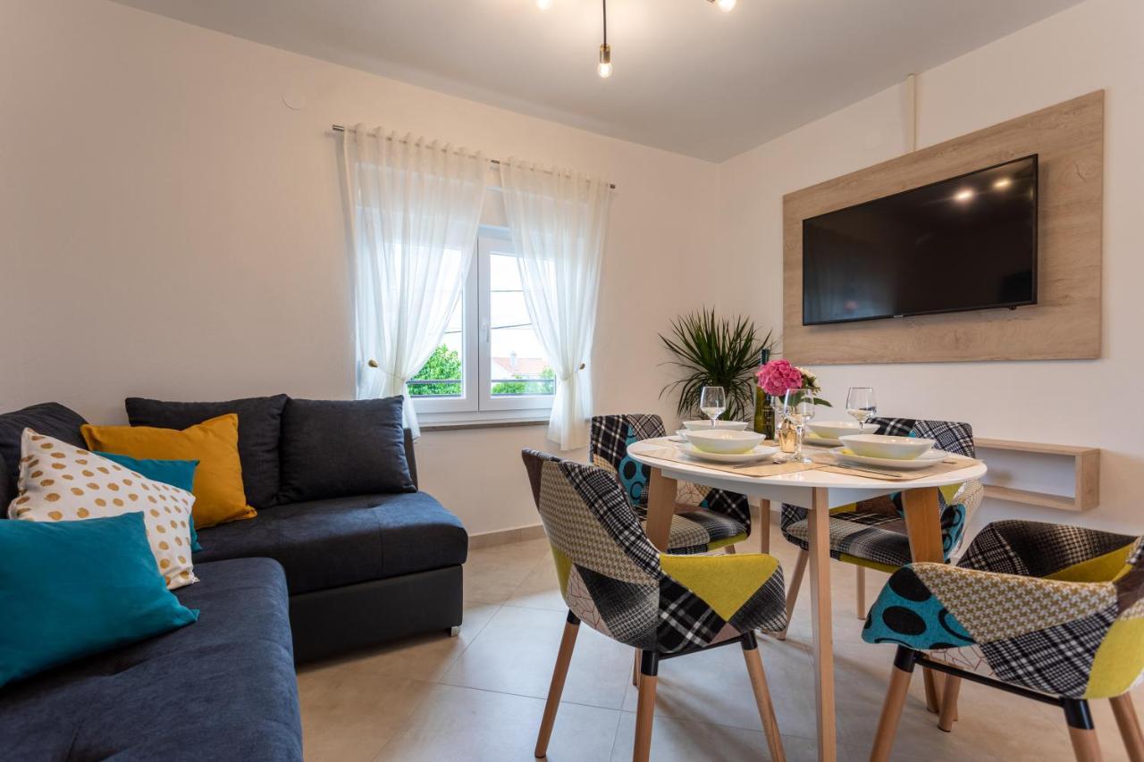 Apartment Ivan Sveti Ivan Dobrinjski Екстер'єр фото